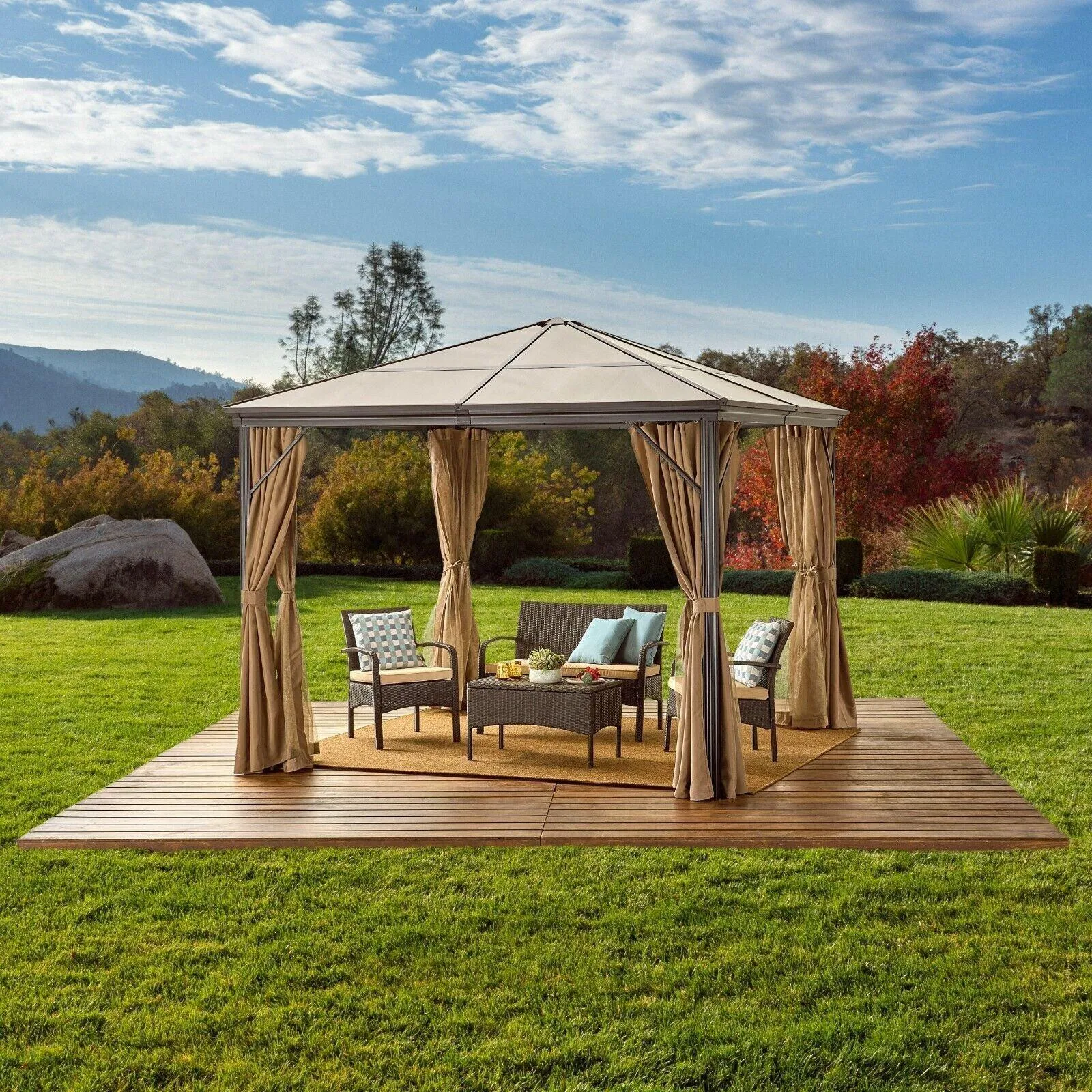 ARUBA ALUMINUM 10 x 10 FT. GAZEBO