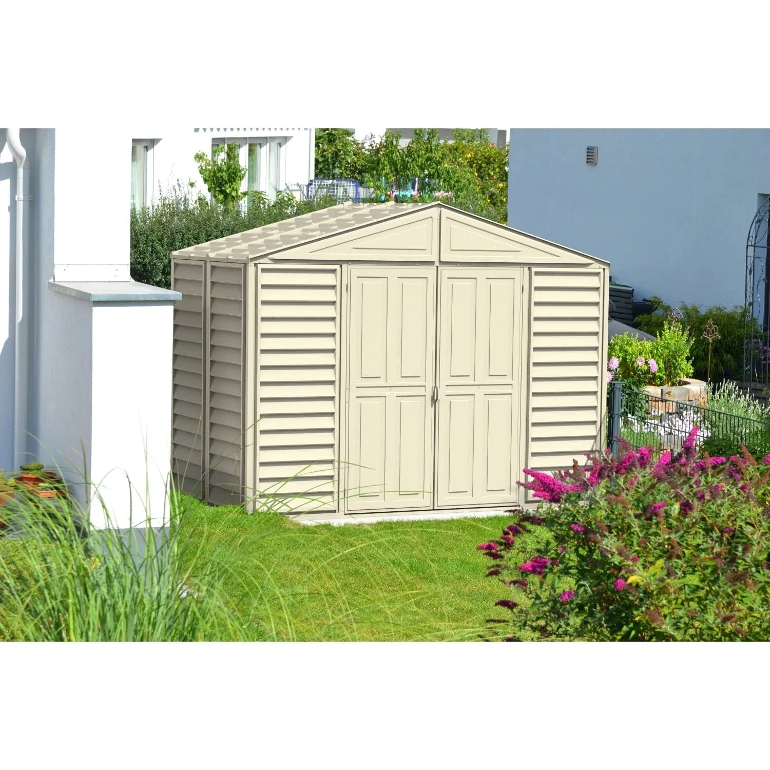 DuraMax | Woodbridge 10.5x5x7 Ft Vinyl Plastic Storage Shed with Foundation Frame